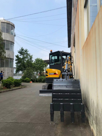 Гусеничный экскаватор Yuchai YC 35-SR - купить