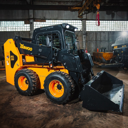 Минипогрузчик BAWOO BSL350