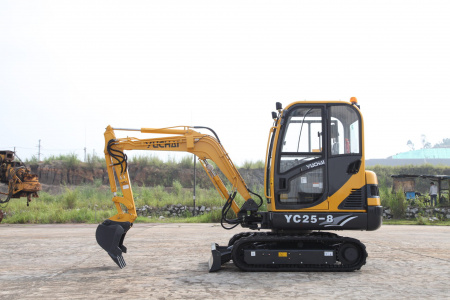 Гусеничный экскаватор Yuchai YC 25-8 - купить