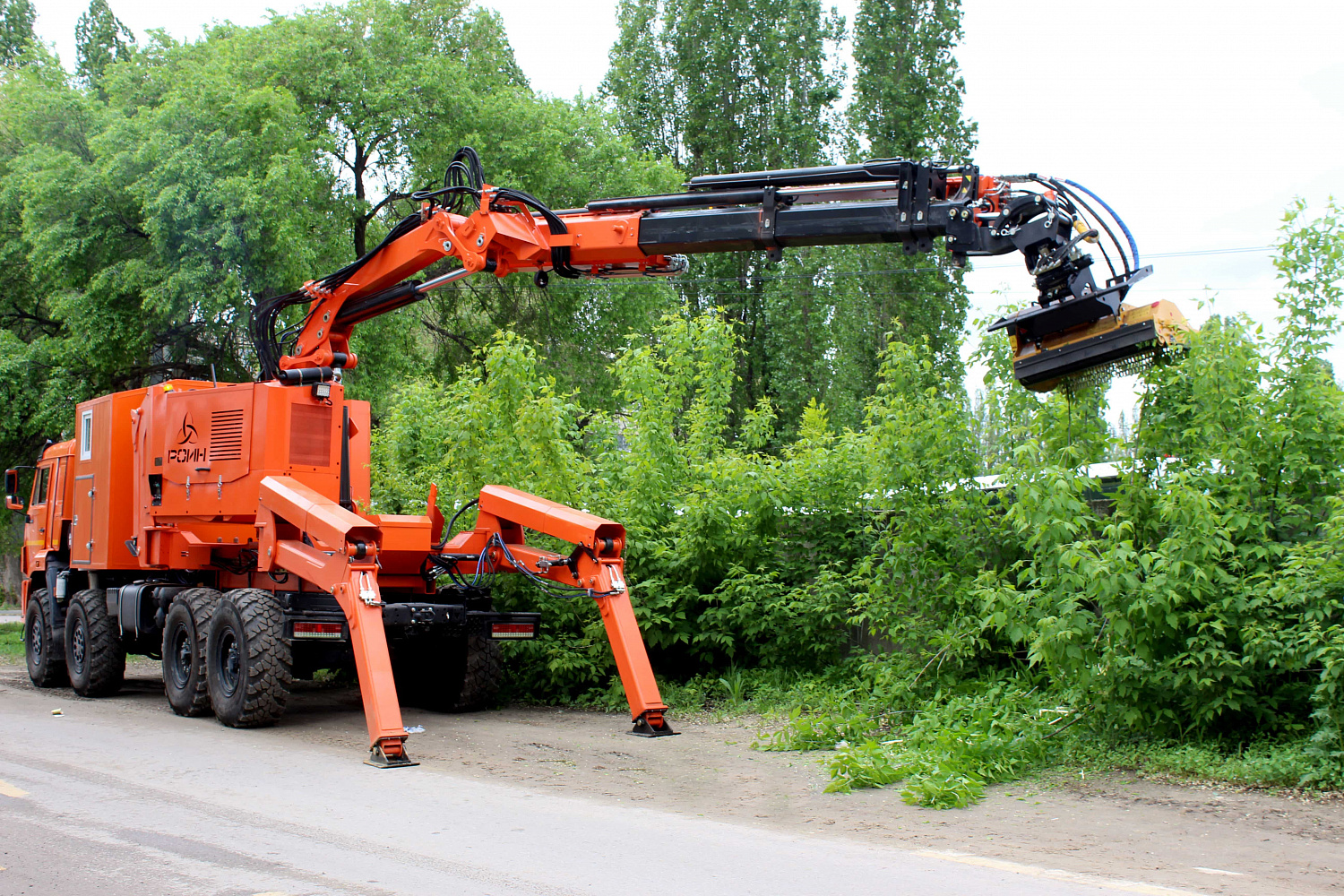 Демонтажный робот РОИН R-700