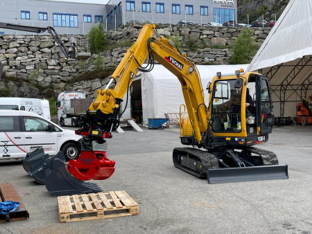 Гусеничный экскаватор Yuchai YC 60-9 - купить