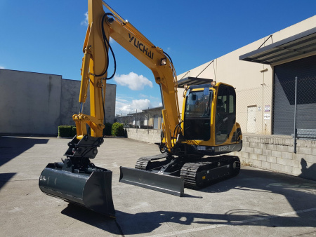 Гусеничный экскаватор Yuchai YC 55-8 - купить